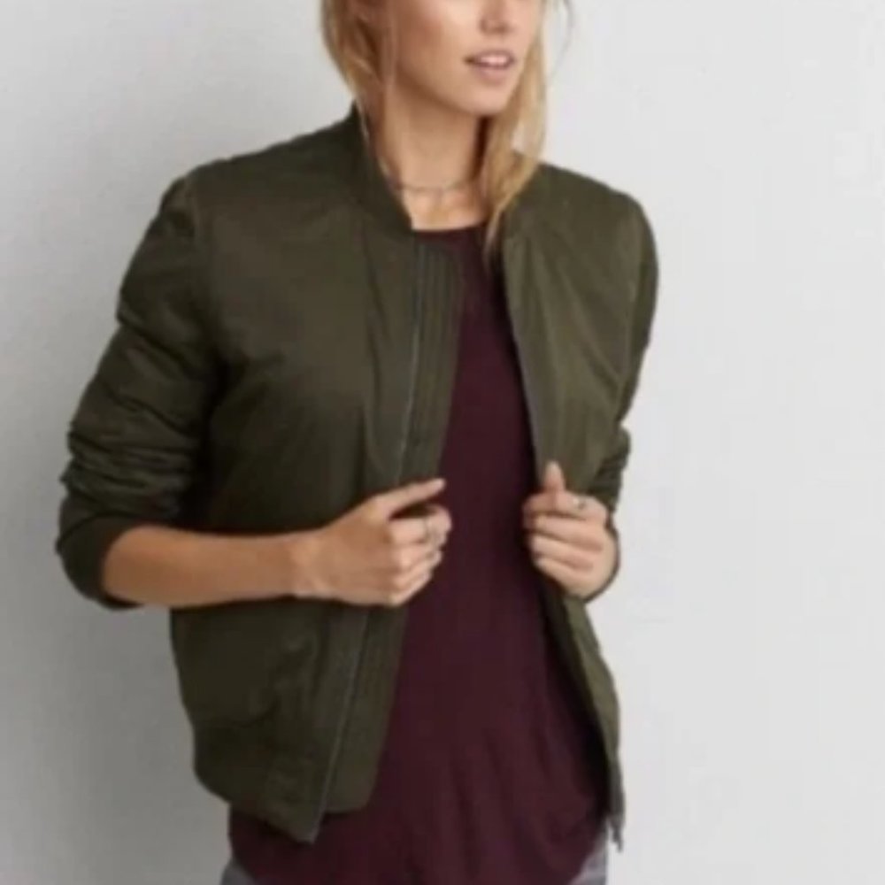 American Eagle AE Olive Green Bomber Jacket Coat Size S/P/Ch